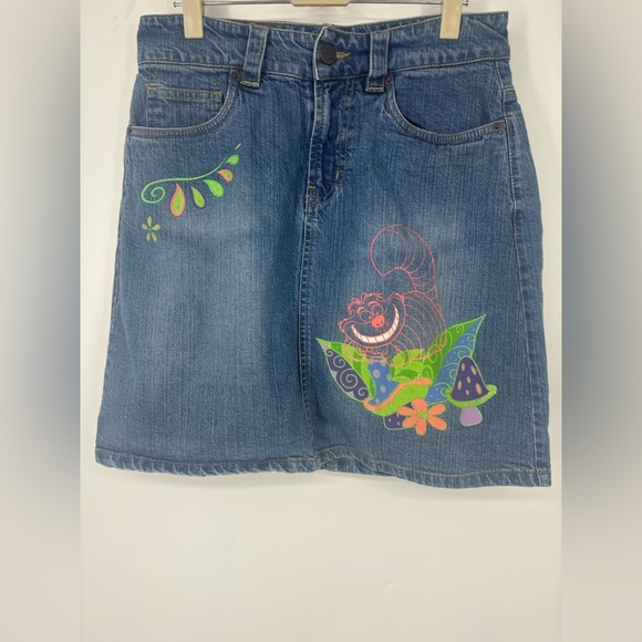 NWOT Vintage Disney Cheshire Cat Floral Decal Denim Mini Skirt Blue 8 - Picture 1 of 4